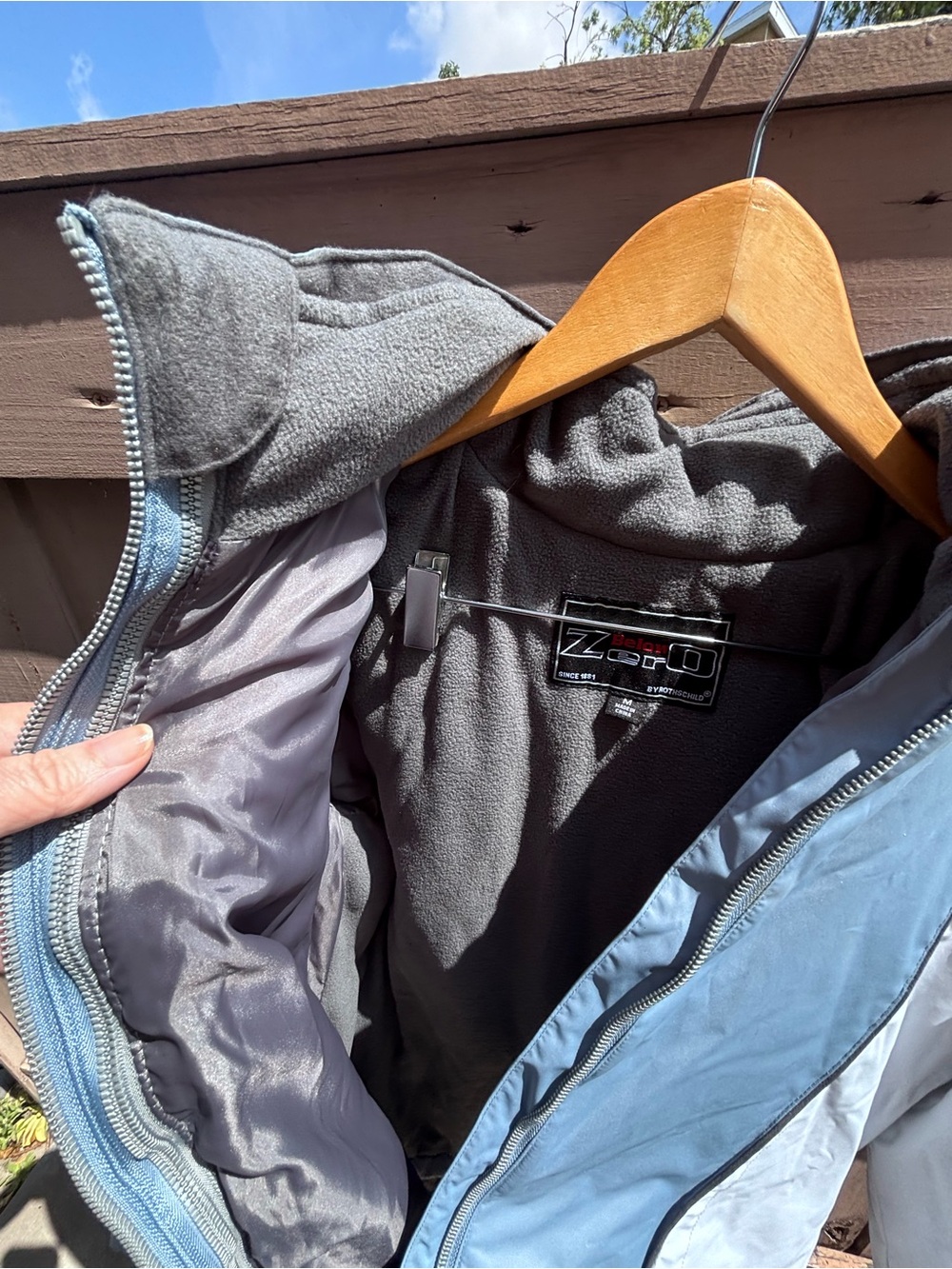 Rothschild Light Blue Ski Jacket - Picture 4 of 14